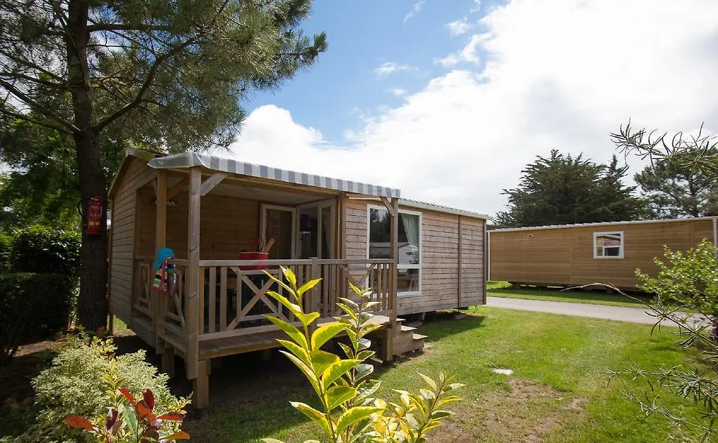 ***  Hôtel Camping les Bruy\u00E8res à Carnac France