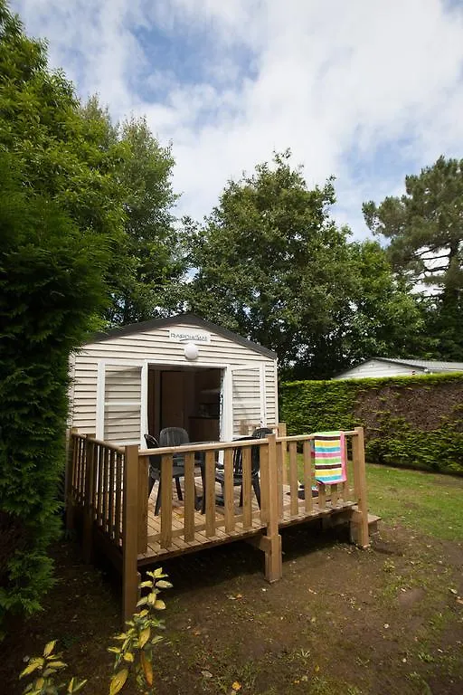 ***  Hôtel Camping les Bruy\u00E8res à Carnac France