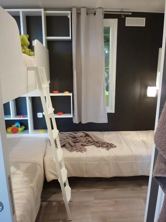 Hôtel Camping les Bruy\u00E8res à Carnac