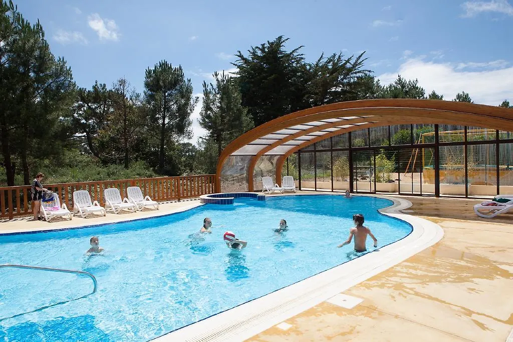 Hotel Camping Les Bruyeres Carnac 3*,